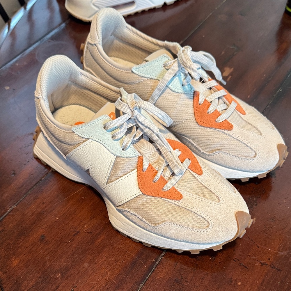 New Balance 327 Calia collection Turtledove size 8